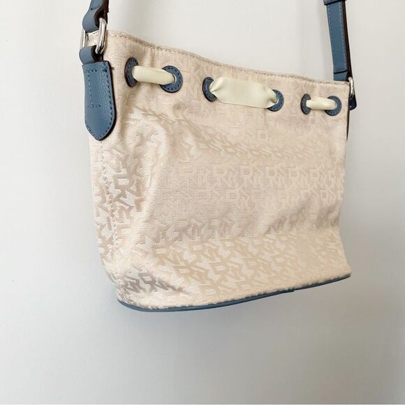 DKNY Ivory Cream and Blue Trims Lace Bow Front Bucket Style Crossbody Purse Bag - Picture 6 of 14
